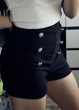 Шорти,з ґудзиками🖤