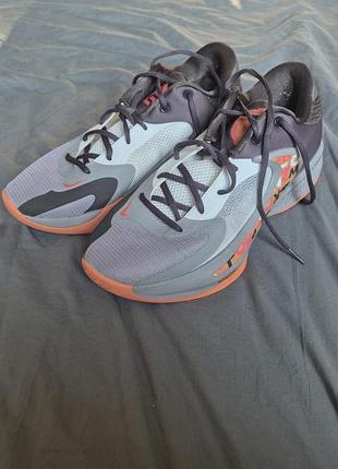 Кроссовки nike 3