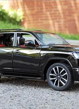 Масштабна модель toyota land cruiser 300 1:24. звук+світло ефекти. металева машинка.