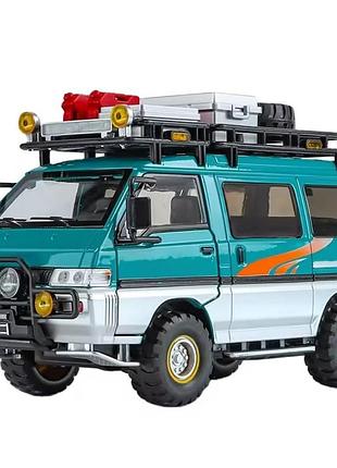 Масштабна модель автомобіля mitsubishi delica off road 1:24 синій