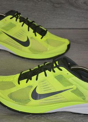 Продам кросівки фірма nike zoom streak 4.