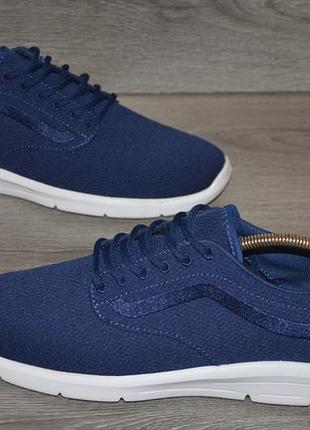 Продам кроссовки фирма vans.