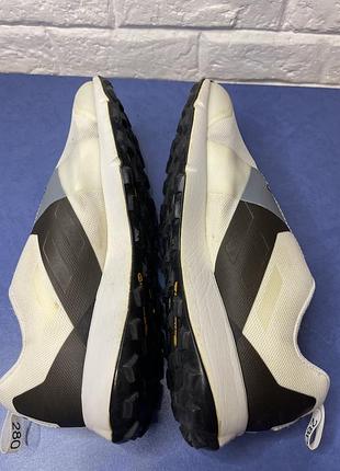 Кросівки adidas 5