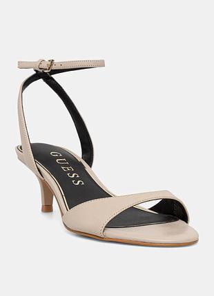 Urbanshop com ua кожаные сандалии guess lerela цвет бежевый fljler lea03 размеры запитуйте