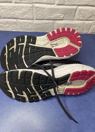 Кросівки brooks 4