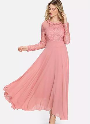 Довге вечірнє круженое плаття гіпюр