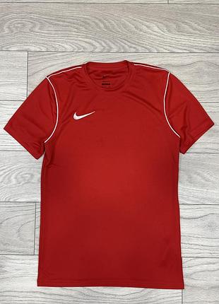 Чоловіча спортивна футболка nike dri-fit. оригінал