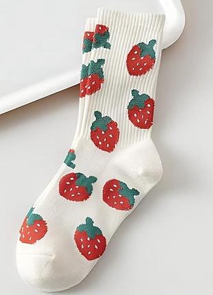 Шкарпетки з полуничками