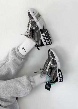 Кроссовки женские найк nike stussy silver