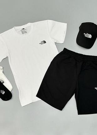 Футболка (белая) + шорты + кепка tnf + носки в подарок