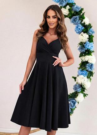 Изящное красивое коктейльное платье на двойных бретелях, черное m