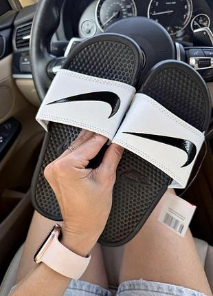 Женские белые шлепанцы, тапочки nike tanjun sandal flip flops black white х найк 37