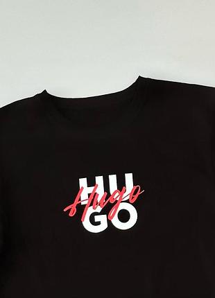 Футболка hugo чорна квадрат