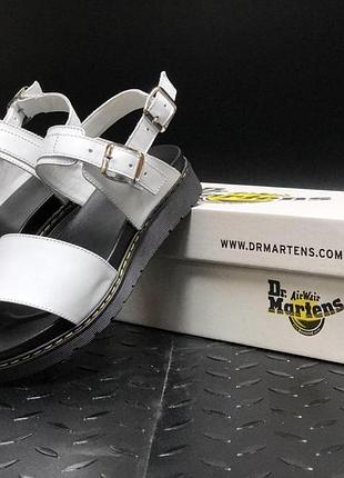 Женские белые сандалии доктор мартинс dr. martens sandals black white 39