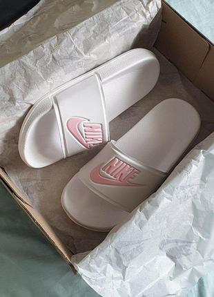 Женские белые шлепанцы, тапочки nike slippers white pink х найк 36