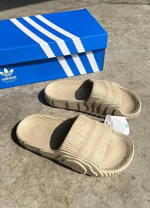 Коричневі тапочки унісекс adidas yeezy adilette slide core brown х адідас їзі аділет слайд 37