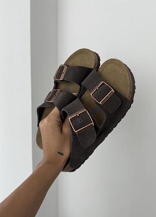 Коричневые шлепанцы унисекс birkenstock arizona mocca x биркеншток 36