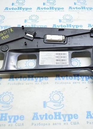 Накладка передньої панелі простору ніг пасажира bmw x3 g01 18-21 чорн 105887444c (01)