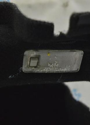 Плафон освітлення багажника правий lexus gs300 gs350 gs430 06-11