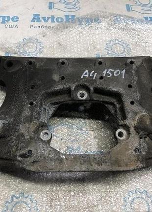 Кронштейн мкпп audi a4 b8 08-16