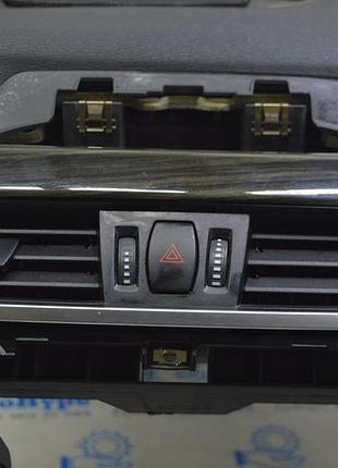 Кнопка аварійної сигналізації bmw x1 f48 16-22