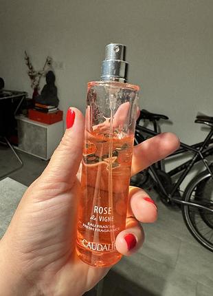 Вода туалетная caudalie rose de vigne роза парфюм