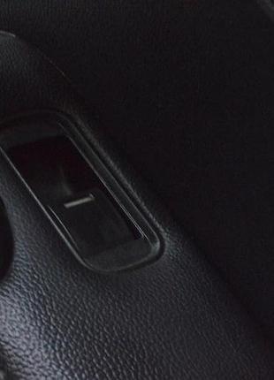 Накладка керування склопідіймачем зад прав honda crv 07-11 чорн