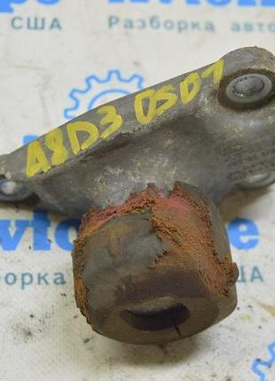 Кронштейн подушки двигуна передній audi a8 d3 03-09 3.0