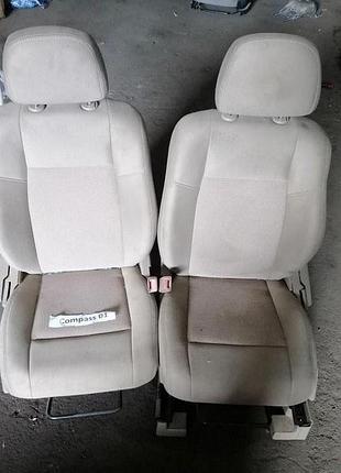 Пассажирское сидение jeep compass 11-16 тряпка корич