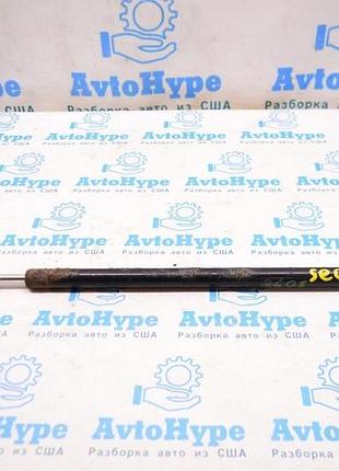 Амортизатор дверцят багажника правий toyota sequoia 2008-2022 (01) іржа