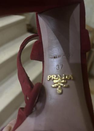 Prada. оригінал 3