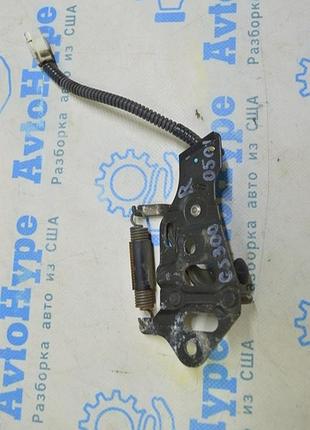 Ответная часть замка крышки багажника lexus gs300 gs350 gs430 gs450h 06-11