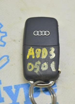 Ключ audi a8 d3 03-09 3 кнопки (01) потерт