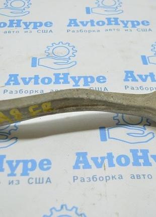 Рычаг верхний передний правый изогнутый audi a8 d4 10-17 (01)