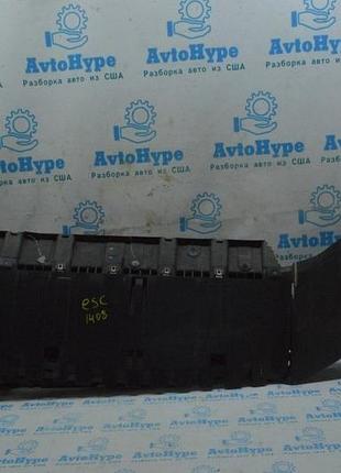 Губа переднего бампера ford escape mk3 13-16 дорест (08) деф.нет кусочка