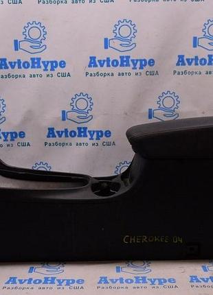 Консоль центральная (подлокотник и подстаканники) jeep cherokee kl 14-18 дорест черн (04)