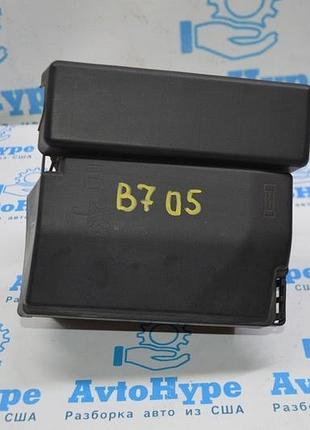Корпус блока запобіжників підкапотний vw passat b7 usa (05)