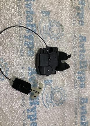 Замок крышки багажника nissan sentra 13-18
