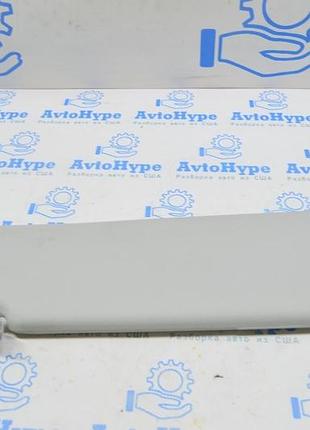 Крючок козырька vw multivan t5 09-15 серый