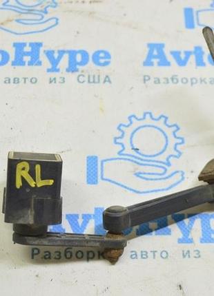 Датчик наклона кузова зад лев mercedes x164 gl w164 ml с тягой (01)