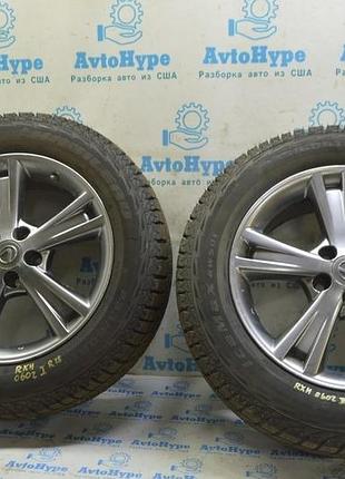 Центральный колпачок на диск lexus rx400h 03-09