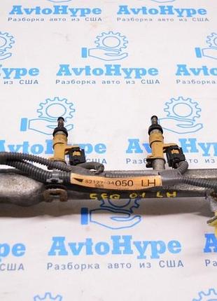 Паливна рейка лев toyota sequoia 2008-2022