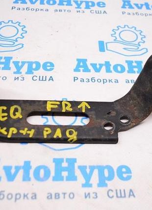 Кронштейн радиатора верх прав toyota sequoia 2008-2022