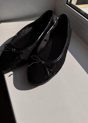 Балетки h&m в стилі chanel мокасини