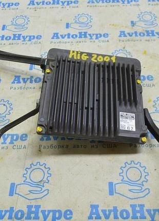 Нижній кронштейн блока ecu комп'ютера двигуна toyota highlander 20-22 3.5