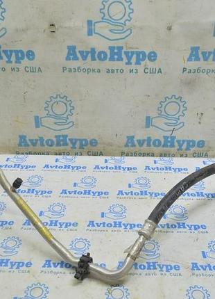 Трубка кондиціонера (компресор-пічка друга) toyota camry v55 15-17 2.5 usa (01) притиснута