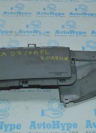 Подушка безпеки airbag колінна водійська лев toyota avalon 05-12 сіра