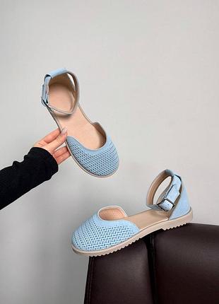 Женские кожаные и замшевые босоножки barefoot с перфорацией – летние дышащие босоножки с анатомическим носком на широкую ногу