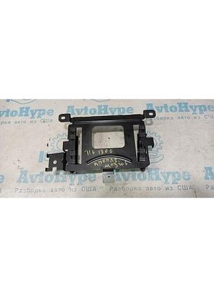 Кронштейн ecu комп'ютера двигуна vw tiguan 12-17