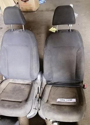 Пассажирское сидение vw jetta 11-18 usa тряпка черн (02)
